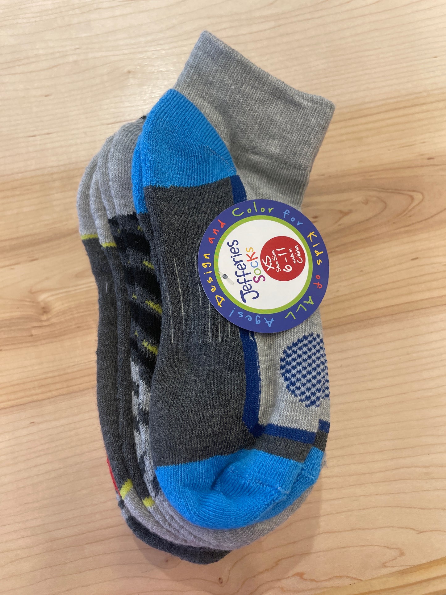 PERFORMANCE MULTI QUARTER SOCKS