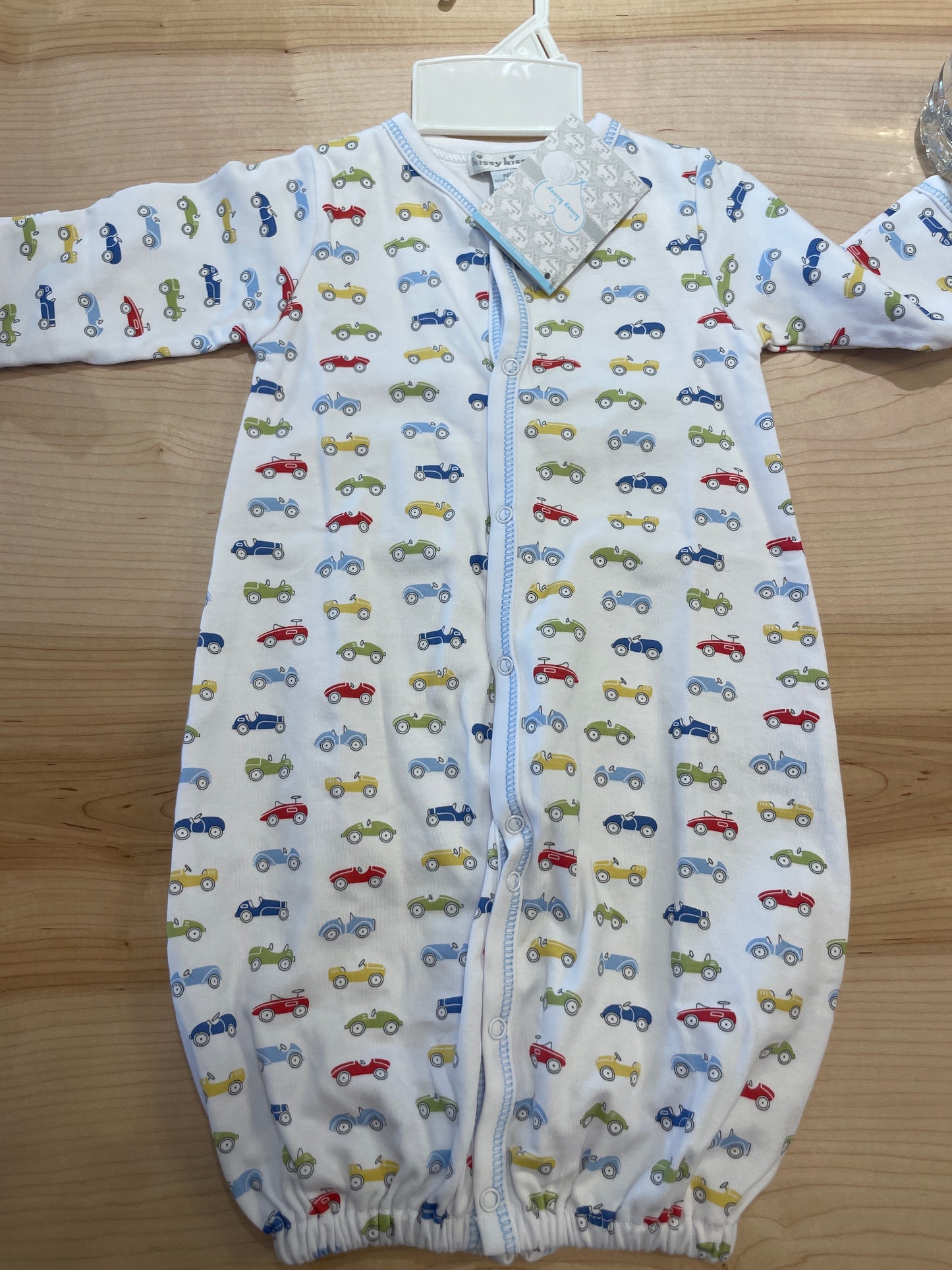 CAR CENTRAL GOWN
