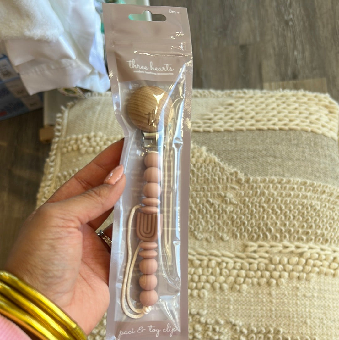 PETITE RAINBOW & TOY CLIP