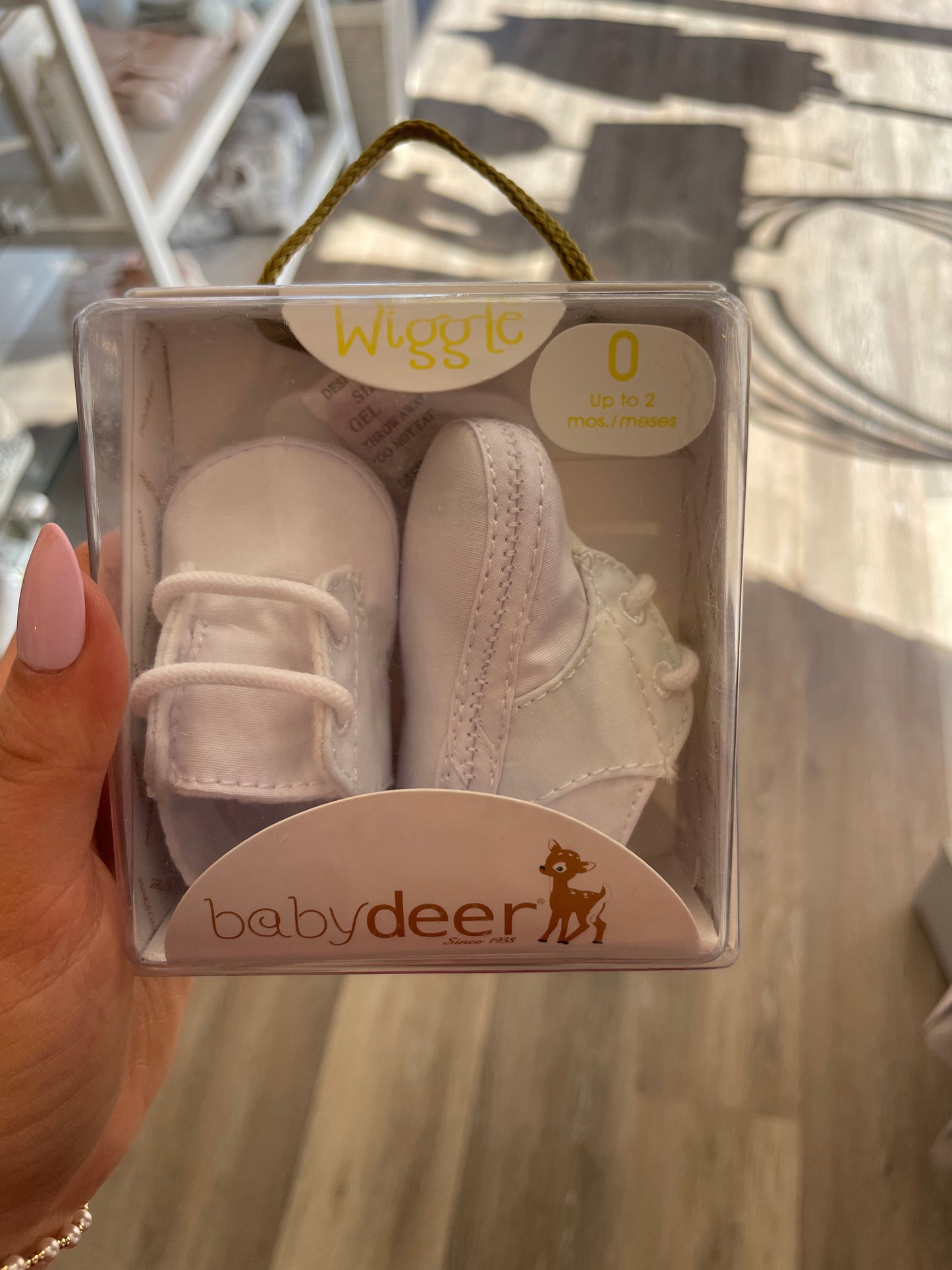 WHITE/LIGHT BLUE SADDLE OXFORD SHOE