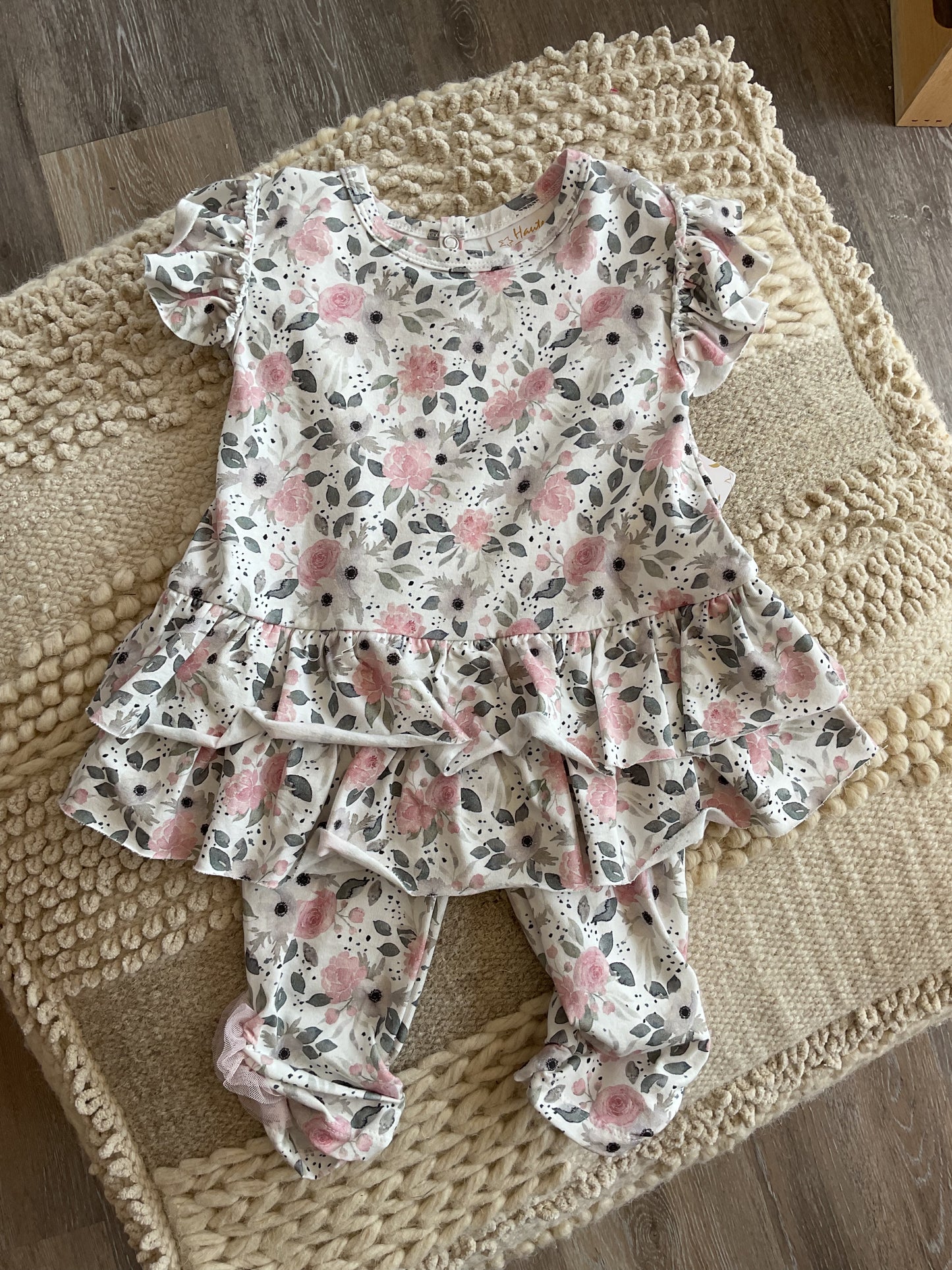 WATERCOLOR BLOOM SWING SET