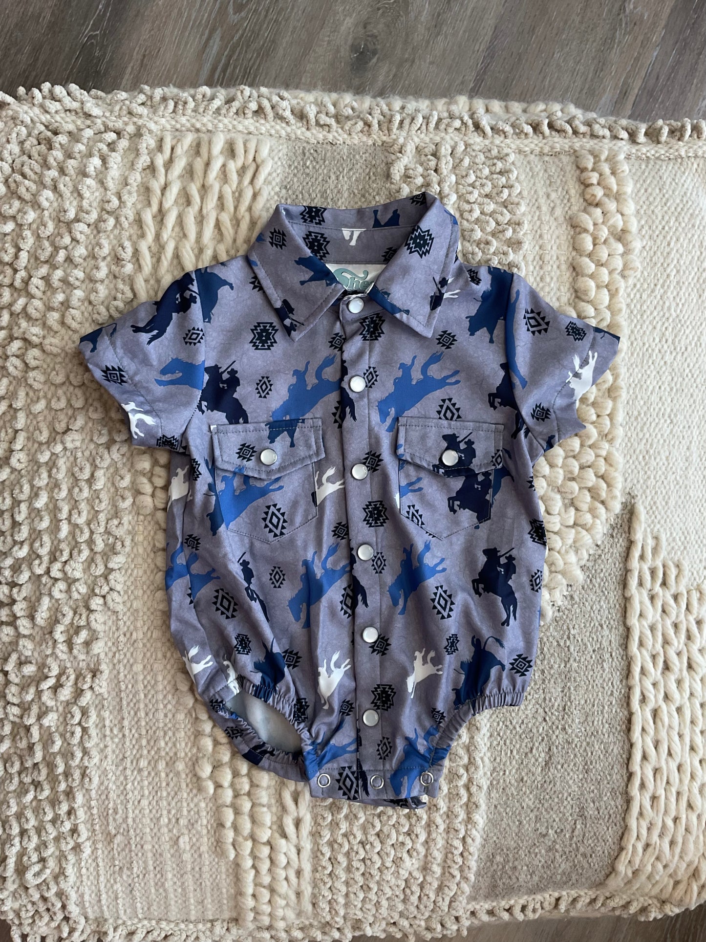 ROUGHSTOCK PEARL SNAP SHIRT