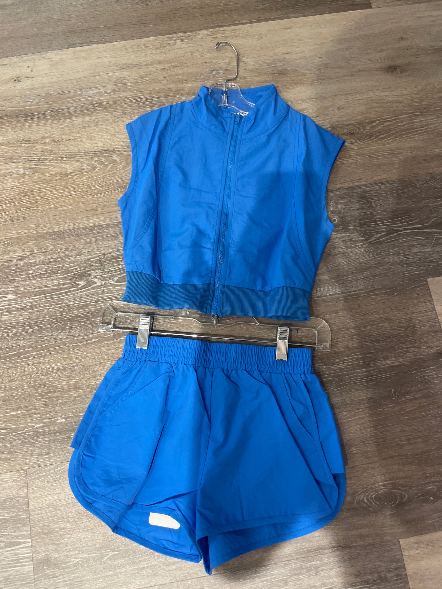 TWEEN BACK & FORTH CROP NYLON ZIP VEST WITH SHORTS