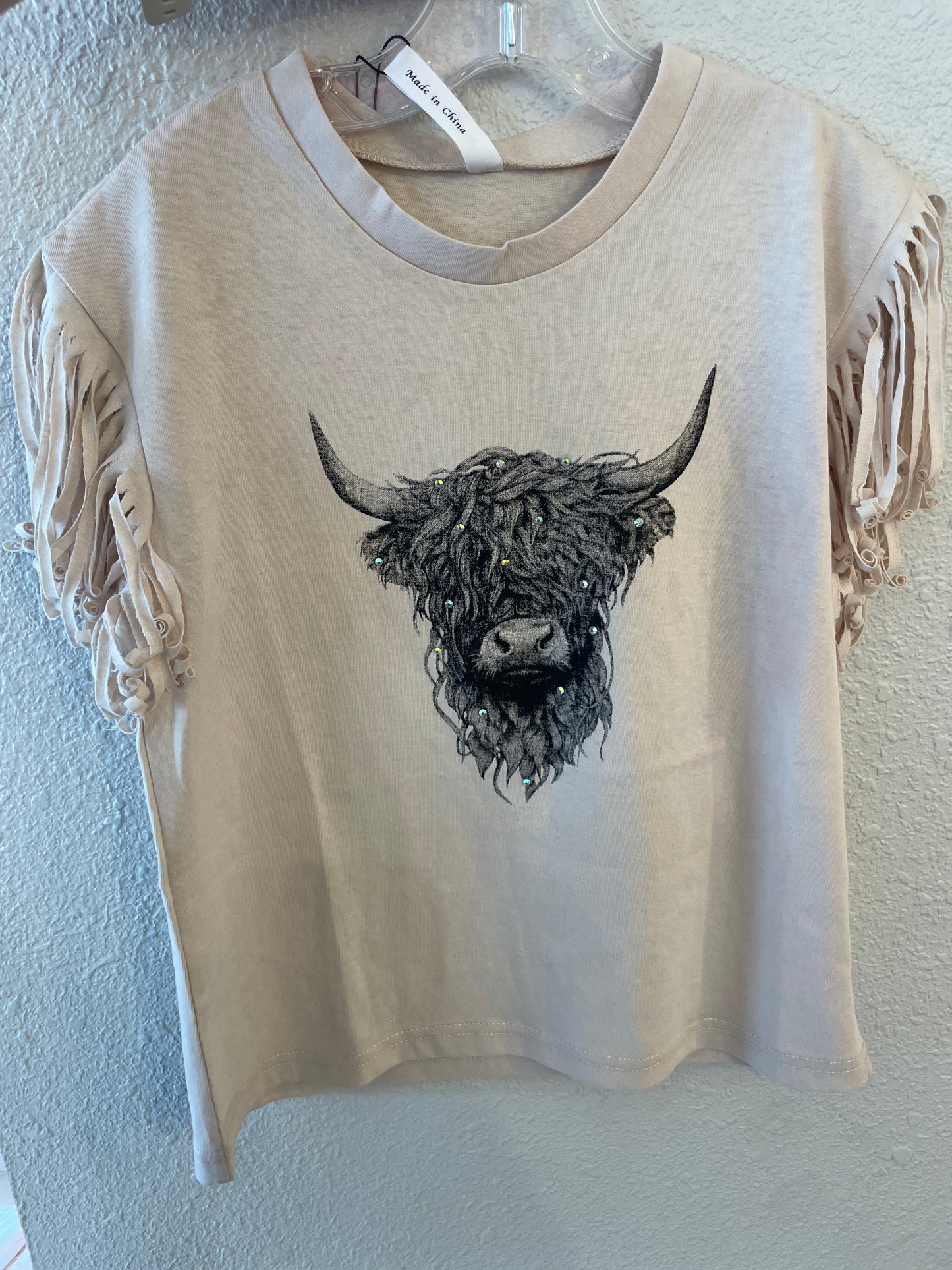 BEIGE BULL SHIRT W/ FRINGED SLEEVES