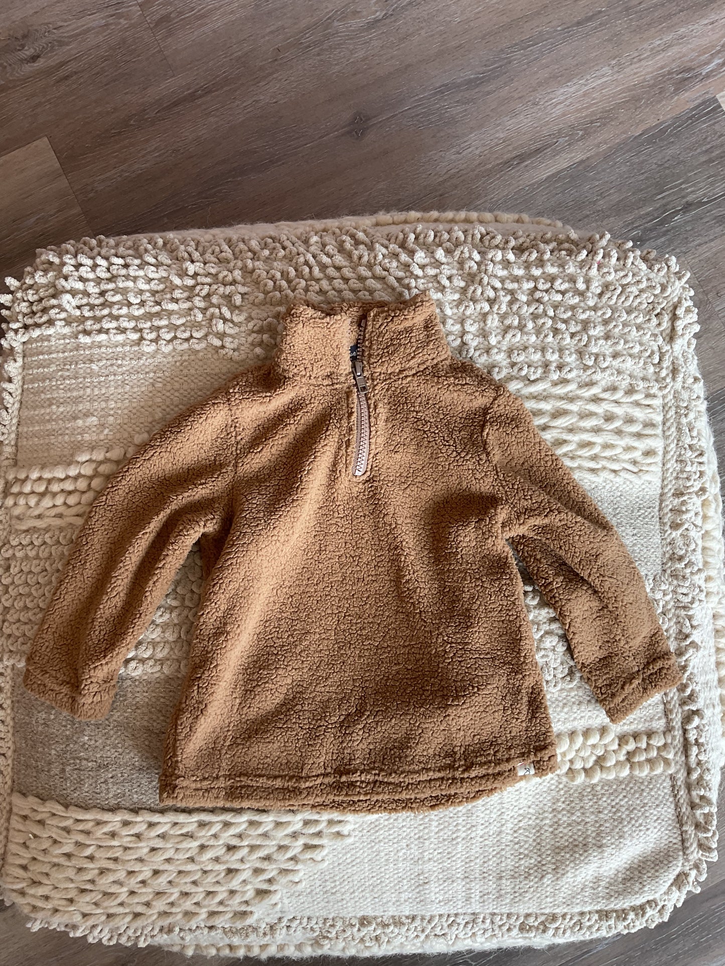 BEIGE SHERPA ZIP UP