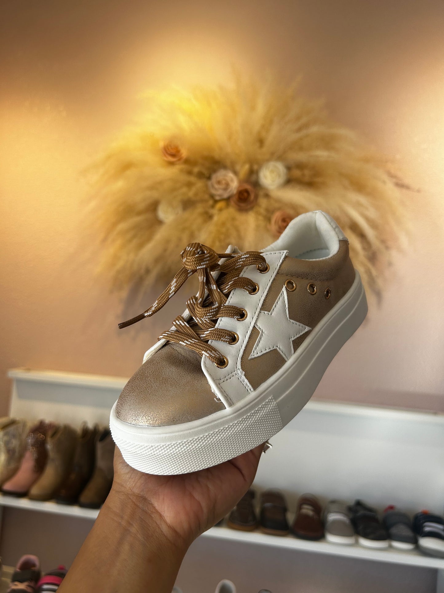 ROSE GOLD SPARKLE TENNIS SHOE