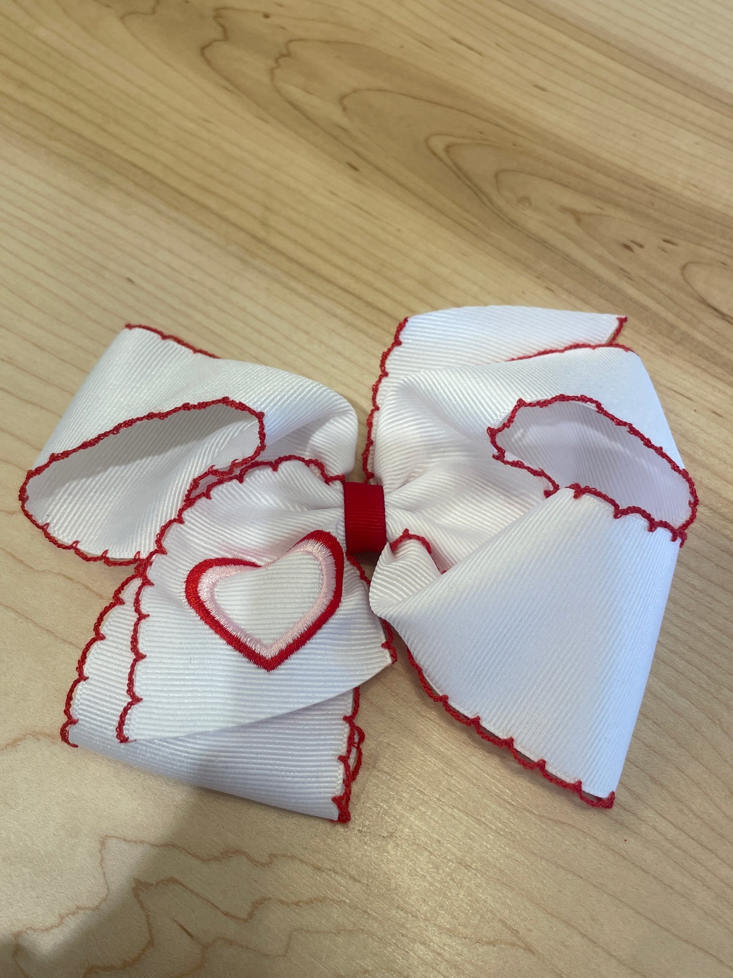 VALENTINE HEART MOONSTITCH BOW COLLECTION 2024