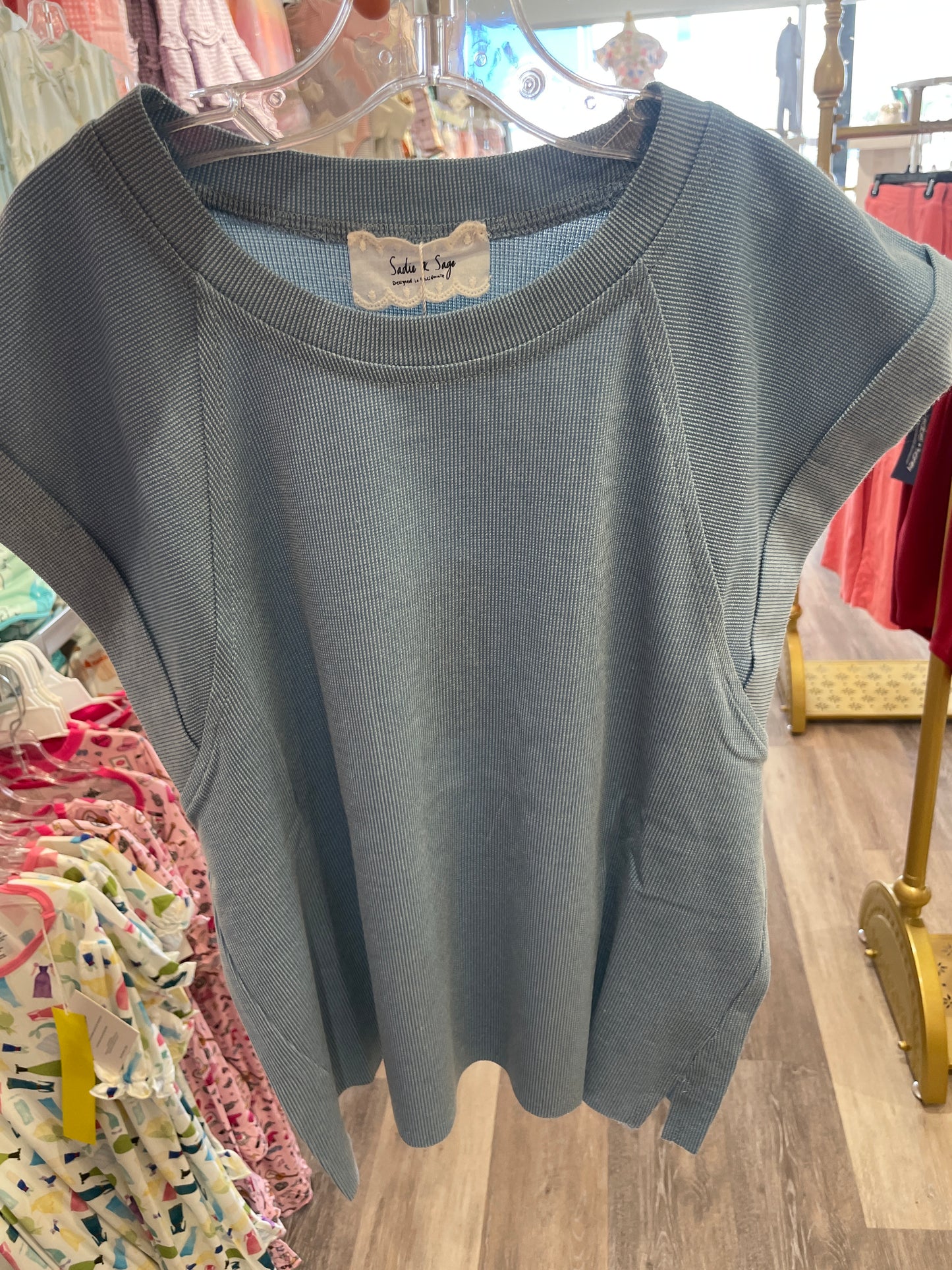 Tween Sightseeing Cuff Sleeve Top