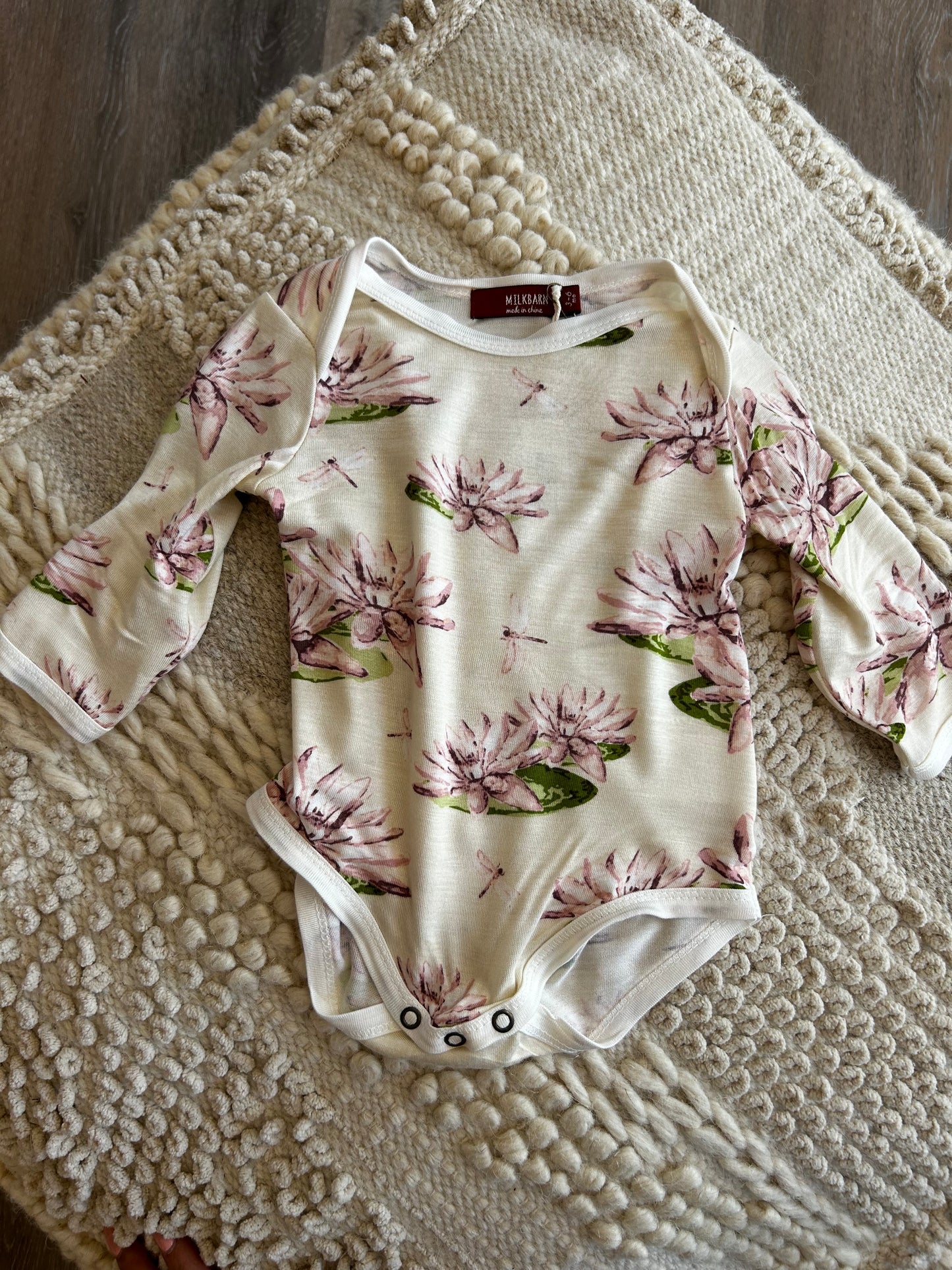 L/S ONE PIECE WATER LILY