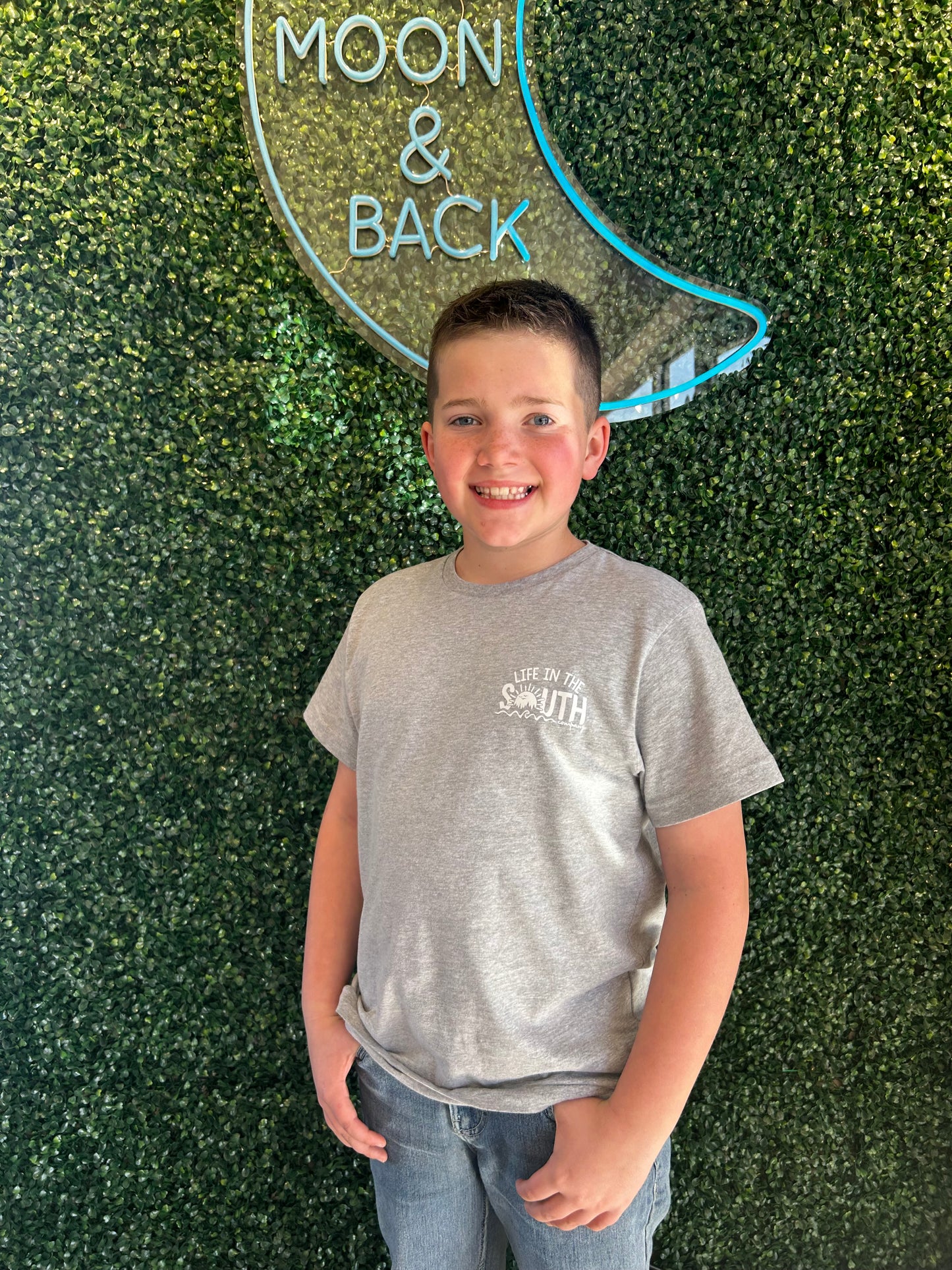 BASEBALL FIELD GAME ON TEE