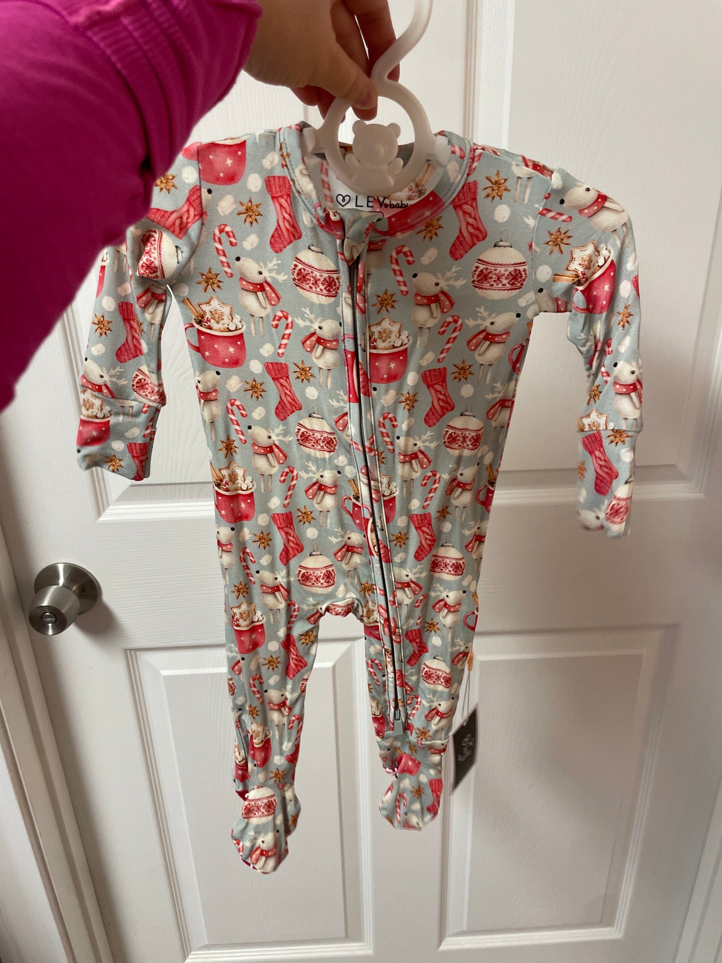 REIGN ZIPPERED FOOTIE