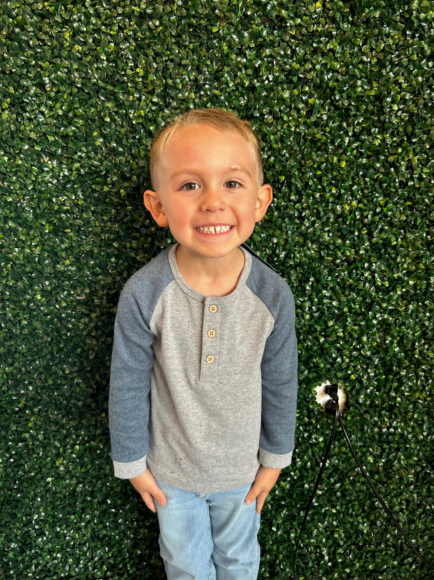 GREY LUGOFF RAGLAN TEE