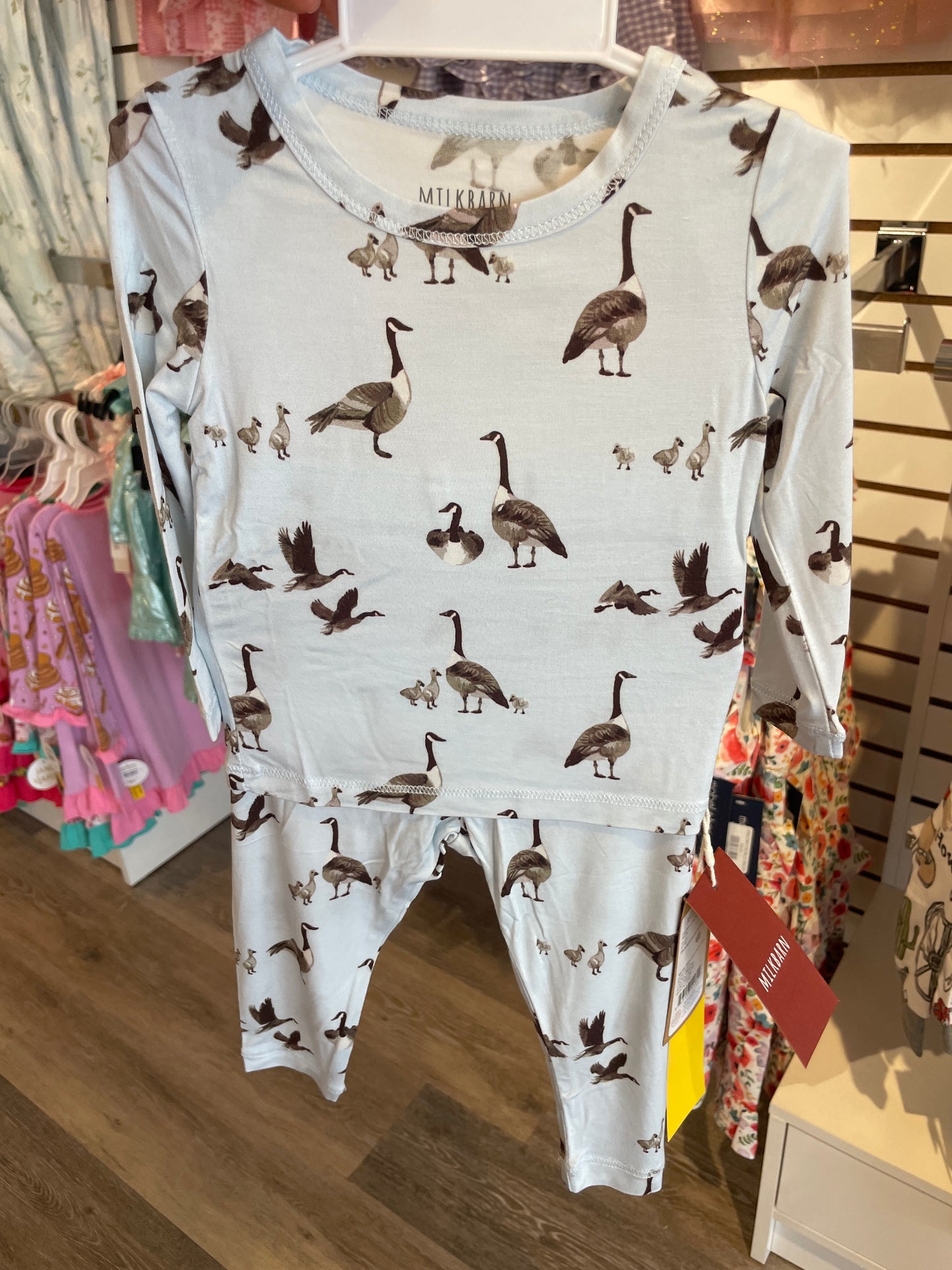 Lux Stretch Two Piece Pajama Set Goose