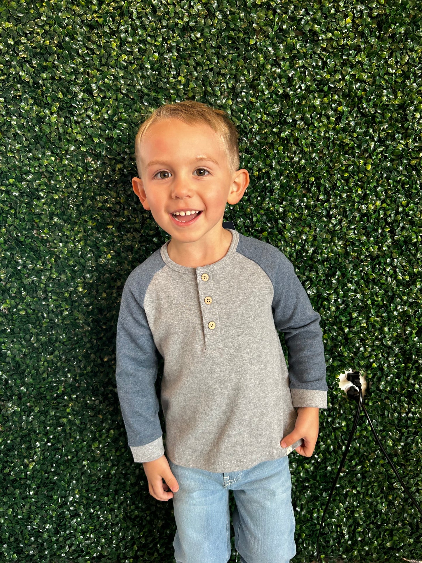 GREY LUGOFF RAGLAN TEE