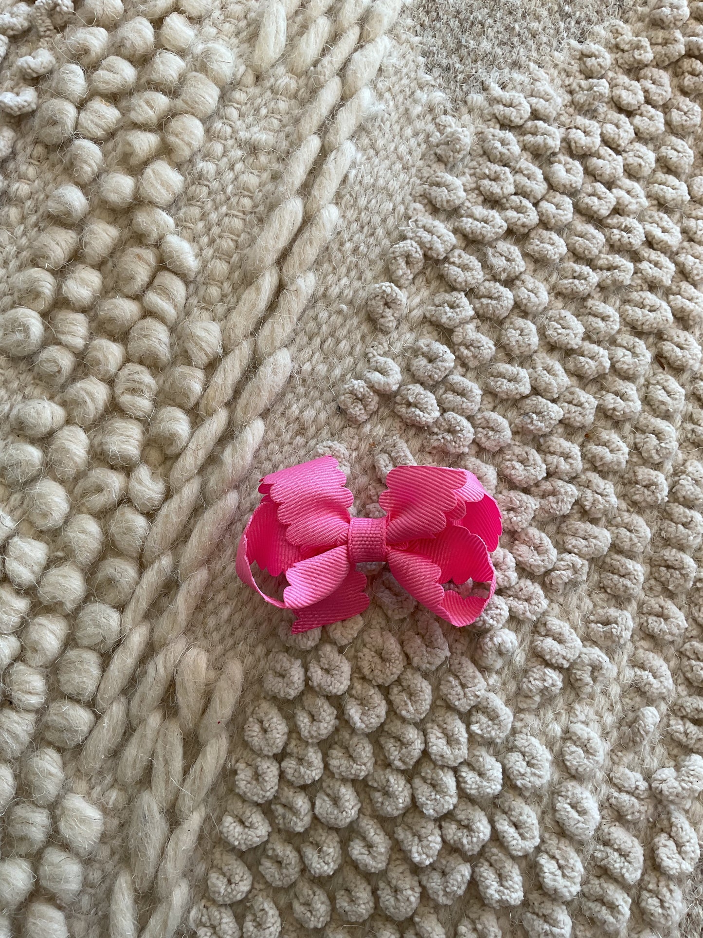 Mini Scallop Edge GG Bow