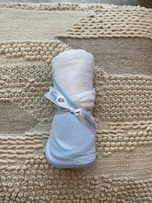 NEW KISSY DOTS TOWEL WITH MITT