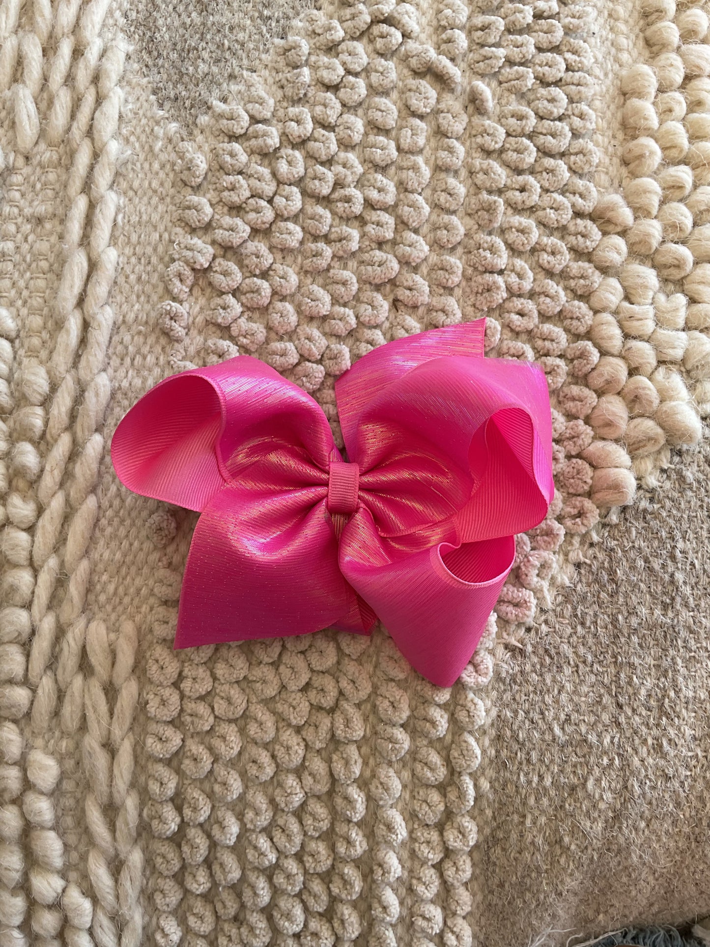 King Sheer Overlay Bow