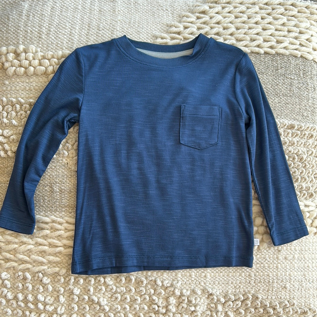DARK NAVY ULTRASOFT KNIT LONG SLEEVE POCKET TEE