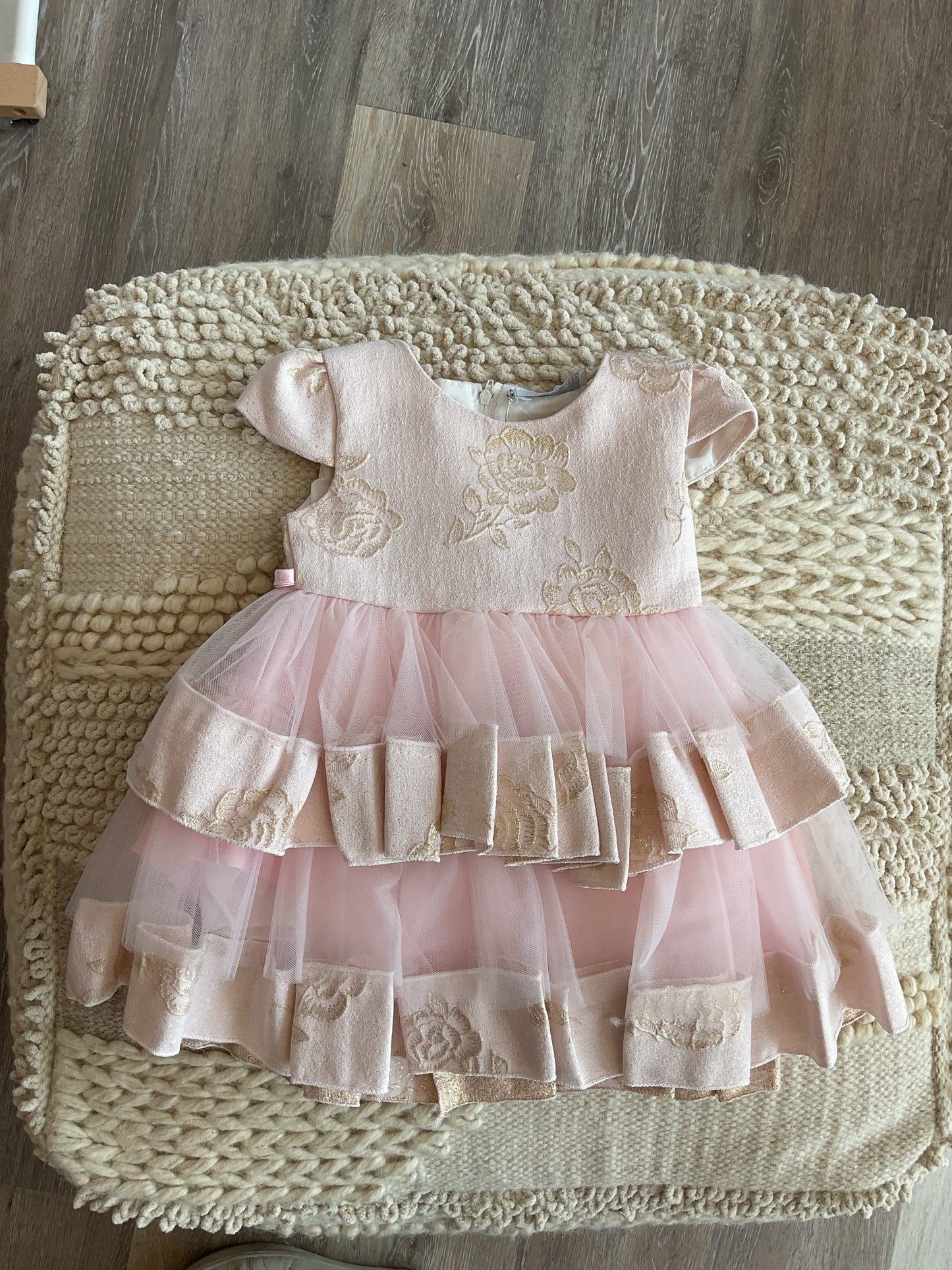 PINK DRESS WITH GOLD ROSES