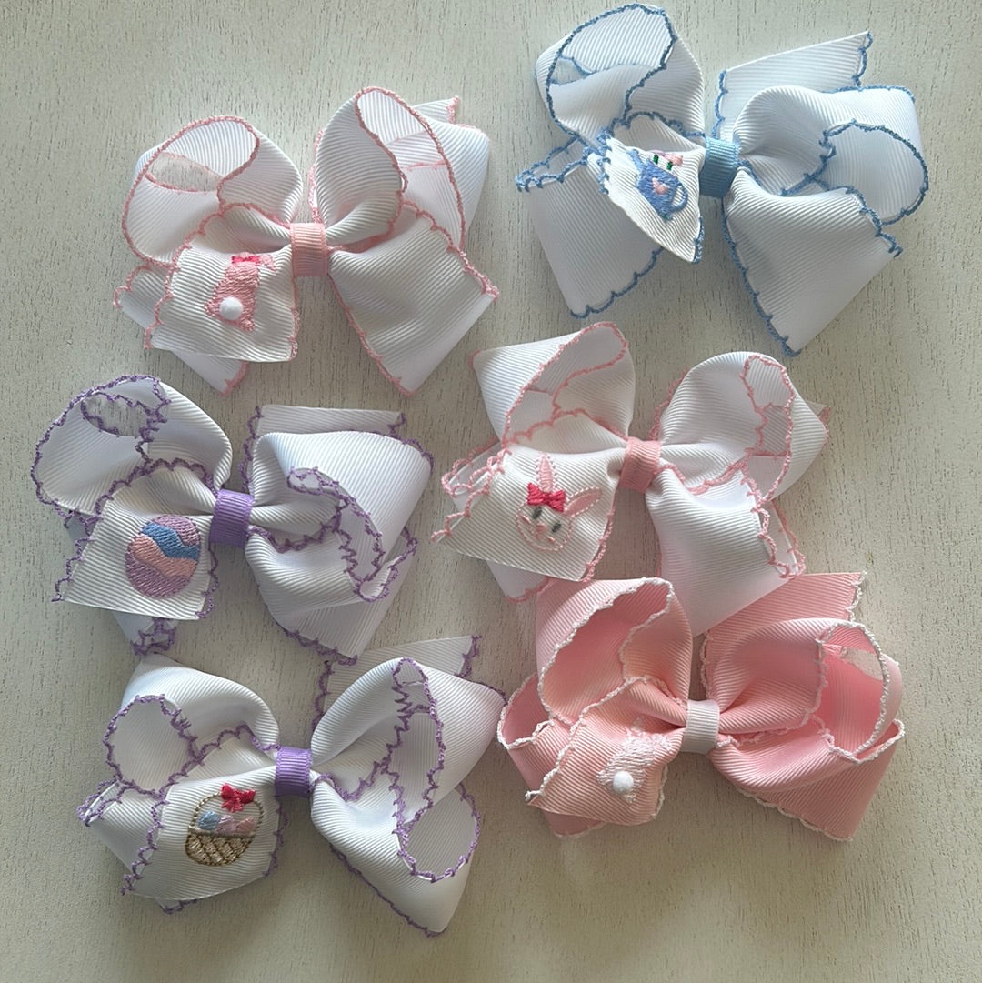 MEDIUM SPRING/EASTER EMB. MOON STITCH