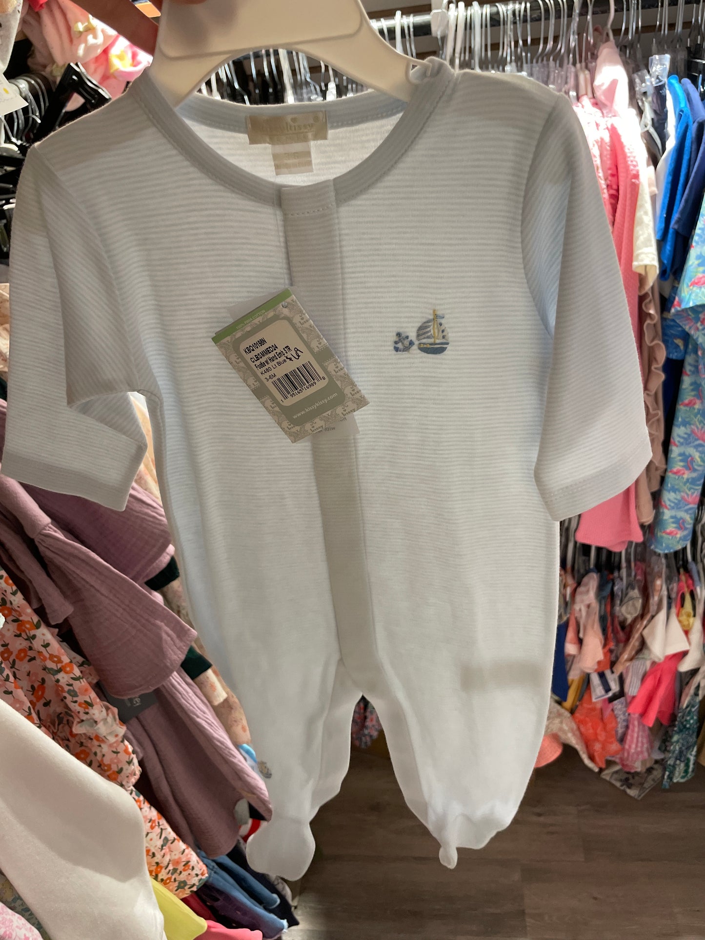 FOOTIE W HAND EMB STR