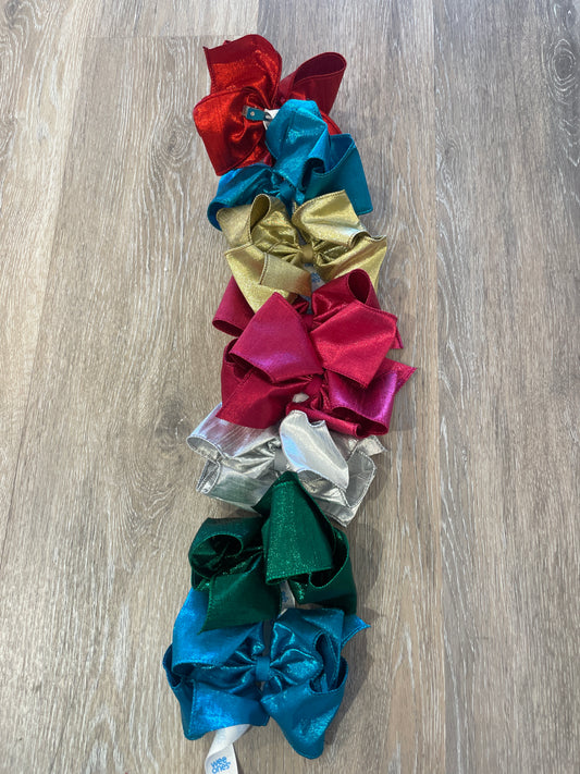 King Metallic Dupioni Bow