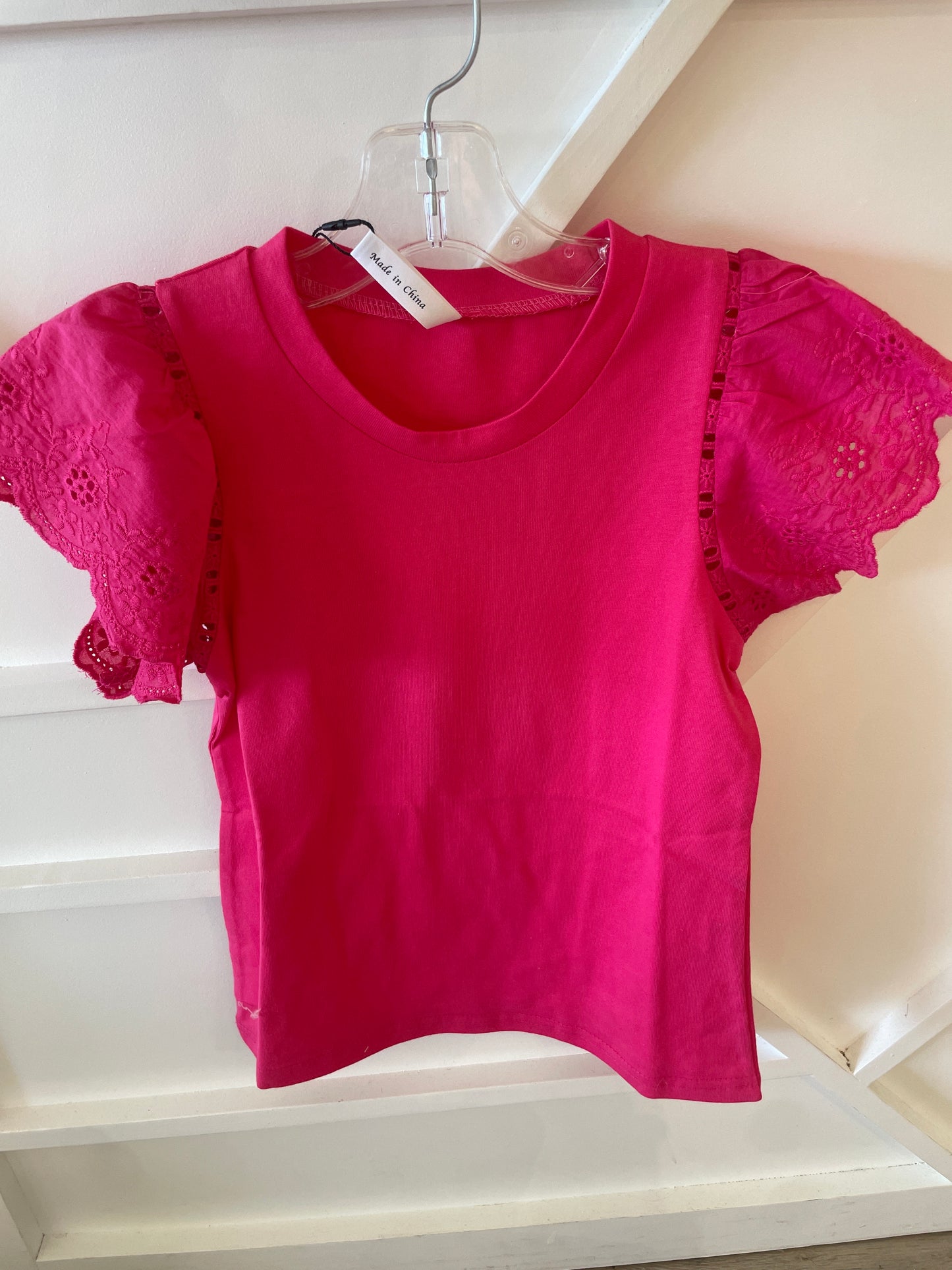 HOT PINK EYE CAP SLEEVE TOP