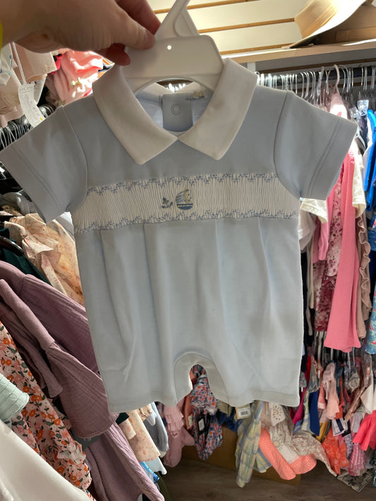 LIGHT BLUE SHORT PLAY W/HAND SMK