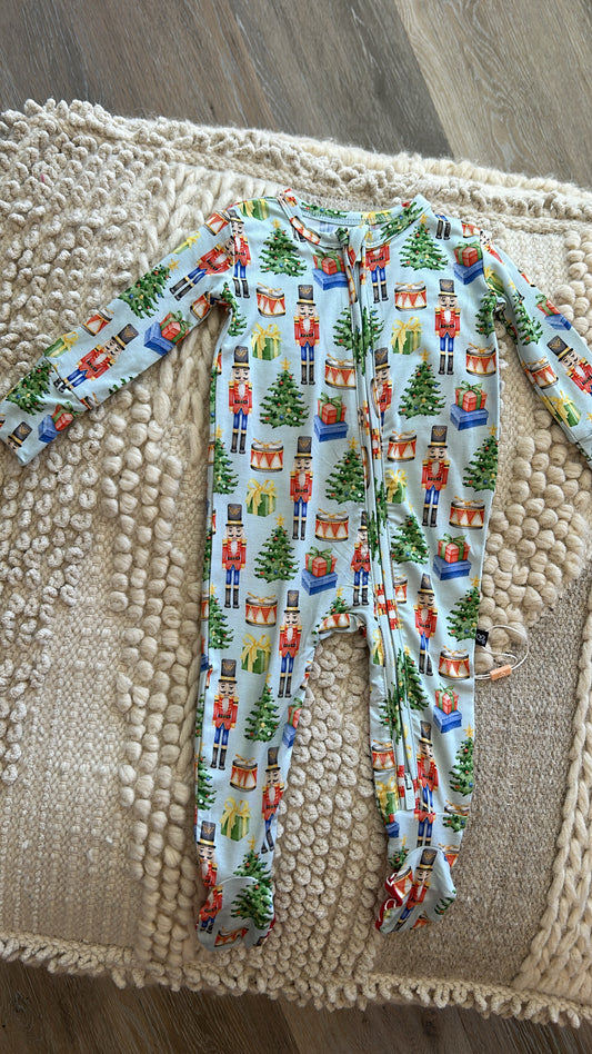 NICHOLAS ZIPPERED FOOTIE