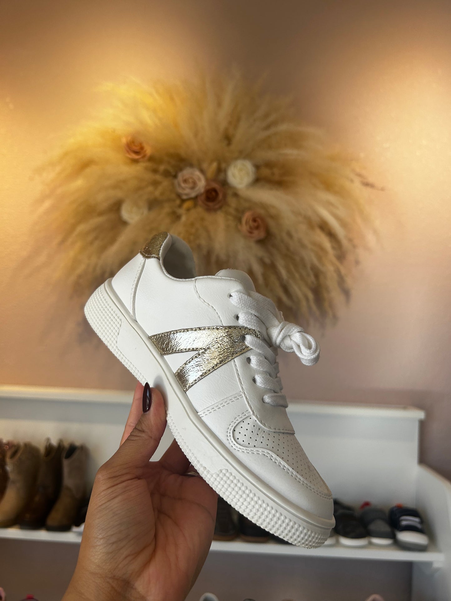 COURTNEE GOLD TENNIS SHOE
