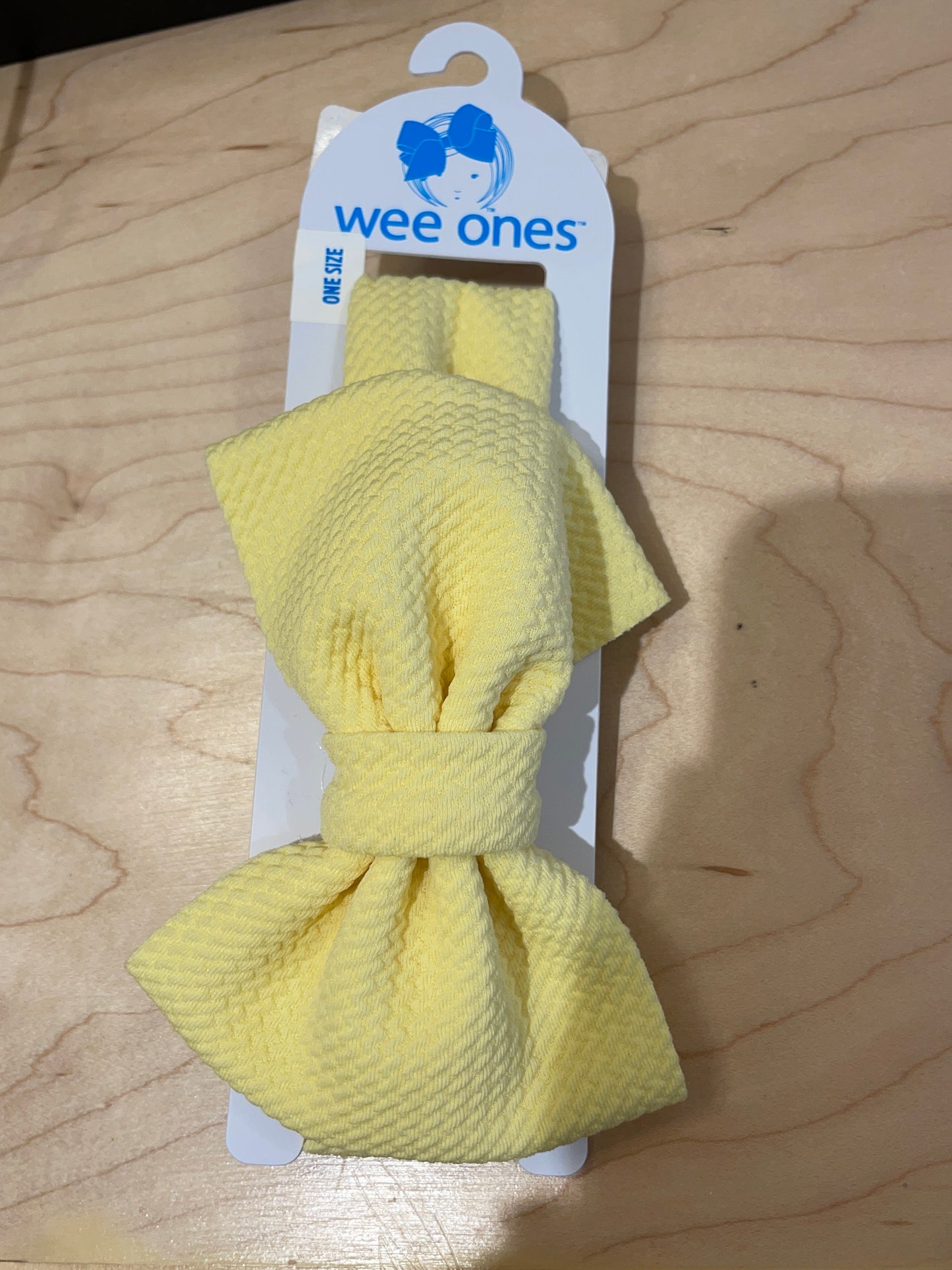 Solid Textured Band  W/Lrg Bowtie