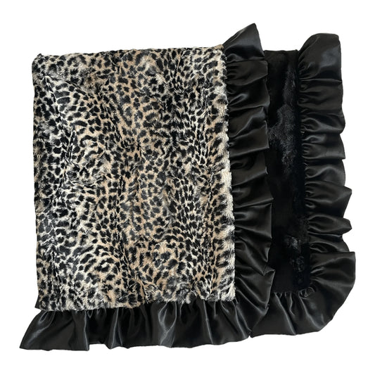 Black Cheetah| Luxe Cuddle Blanket