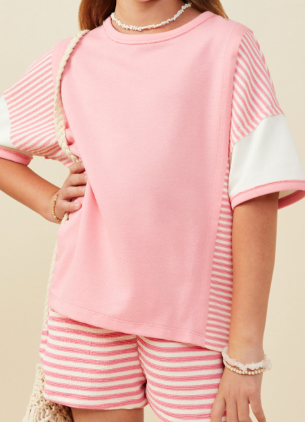 PINK CROPPED TEE W/ STRIPE DETAIL